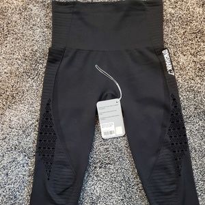 Gymshark Energy Seamless crops